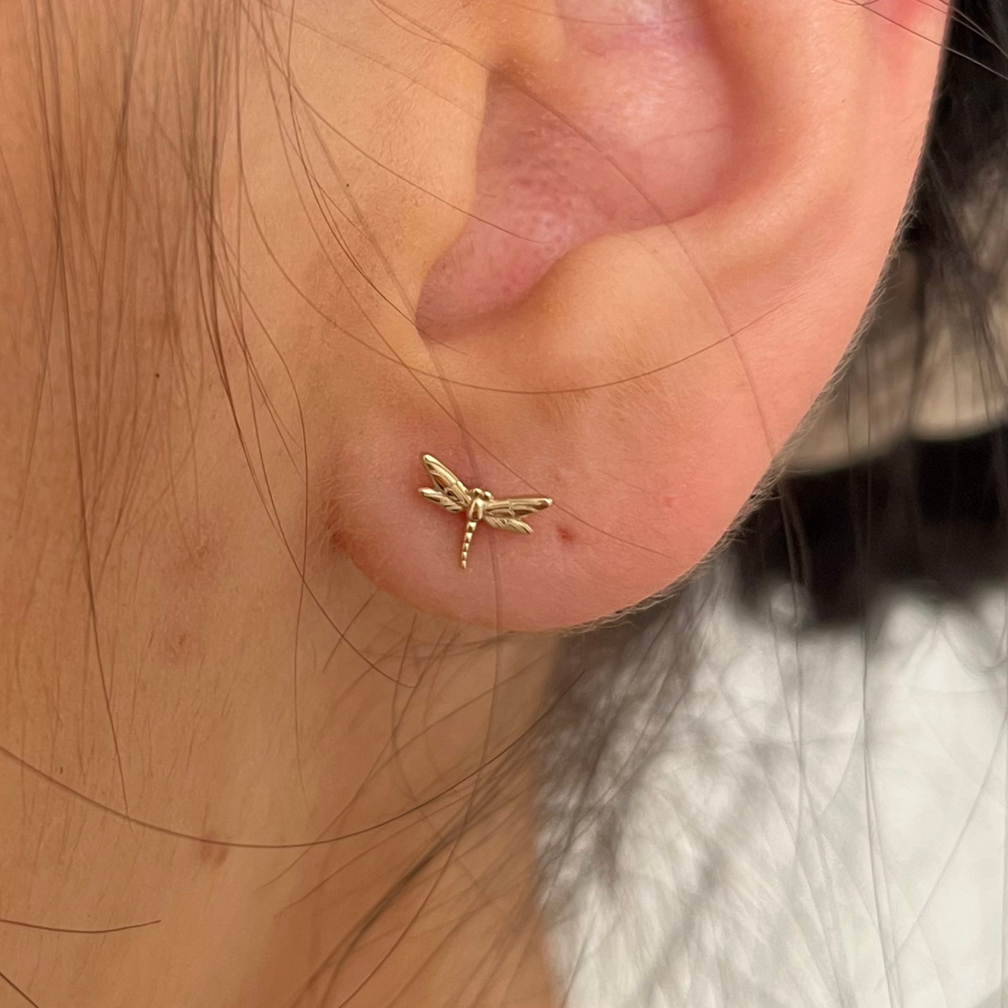 Solid Gold Dragonfly Stud Single